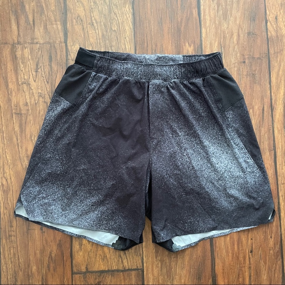 lululemon Men’s 6” Surge Short lined, Size Small
